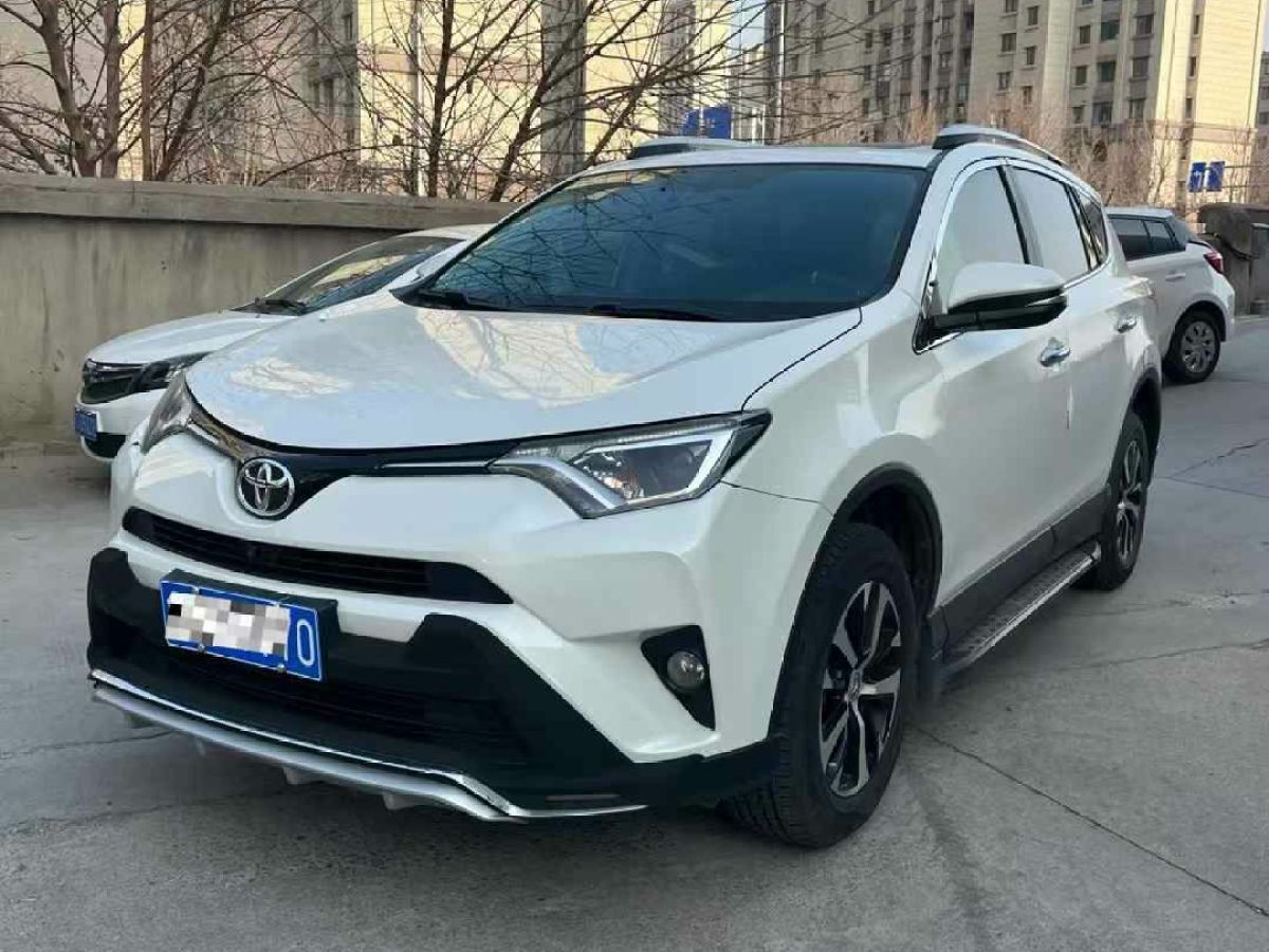 豐田 RAV4 圖片