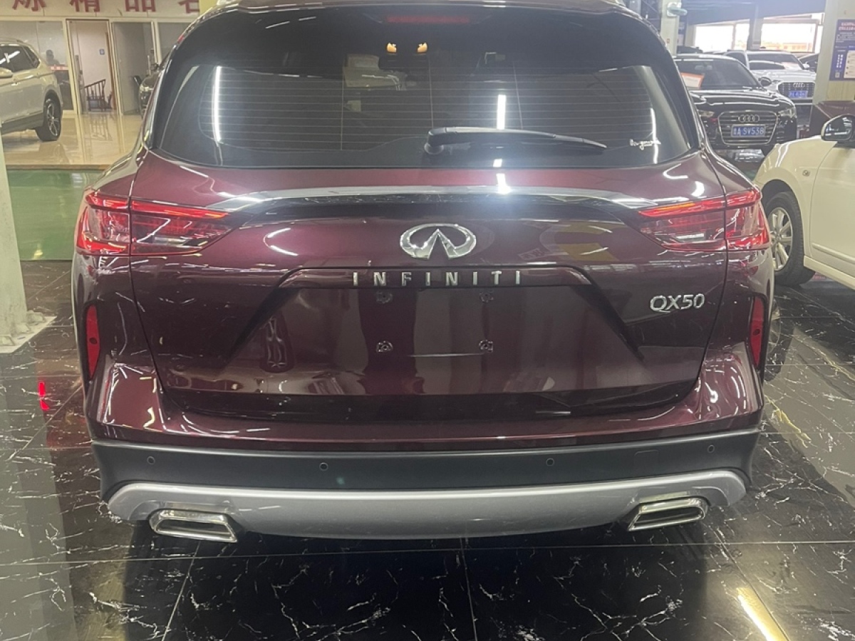 英菲尼迪 QX50  2020款 改款 2.0T 兩驅時尚版圖片