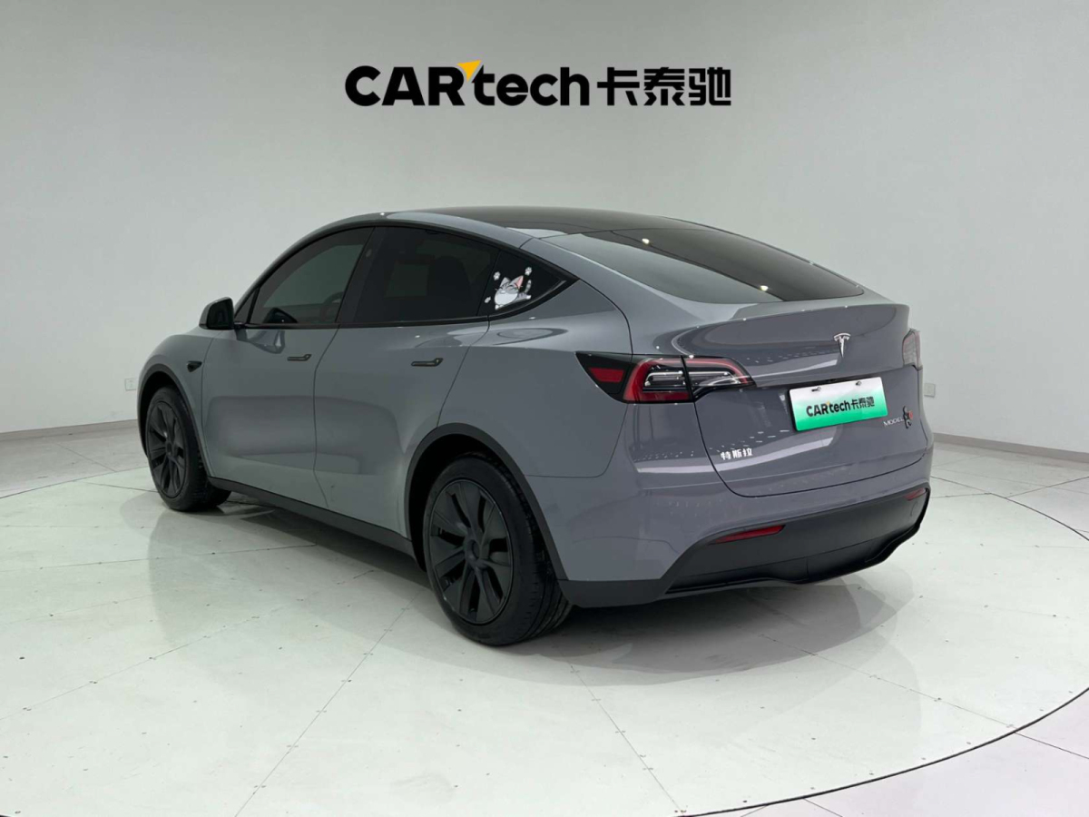 特斯拉 Model Y  2024款 后輪驅(qū)動(dòng)版圖片