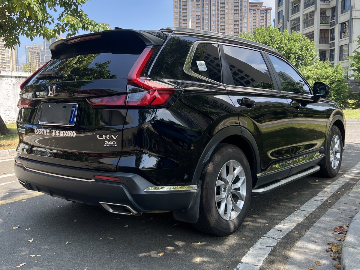 本田 CR-V  2023款 240TURBO 兩驅(qū)智領(lǐng)版圖片