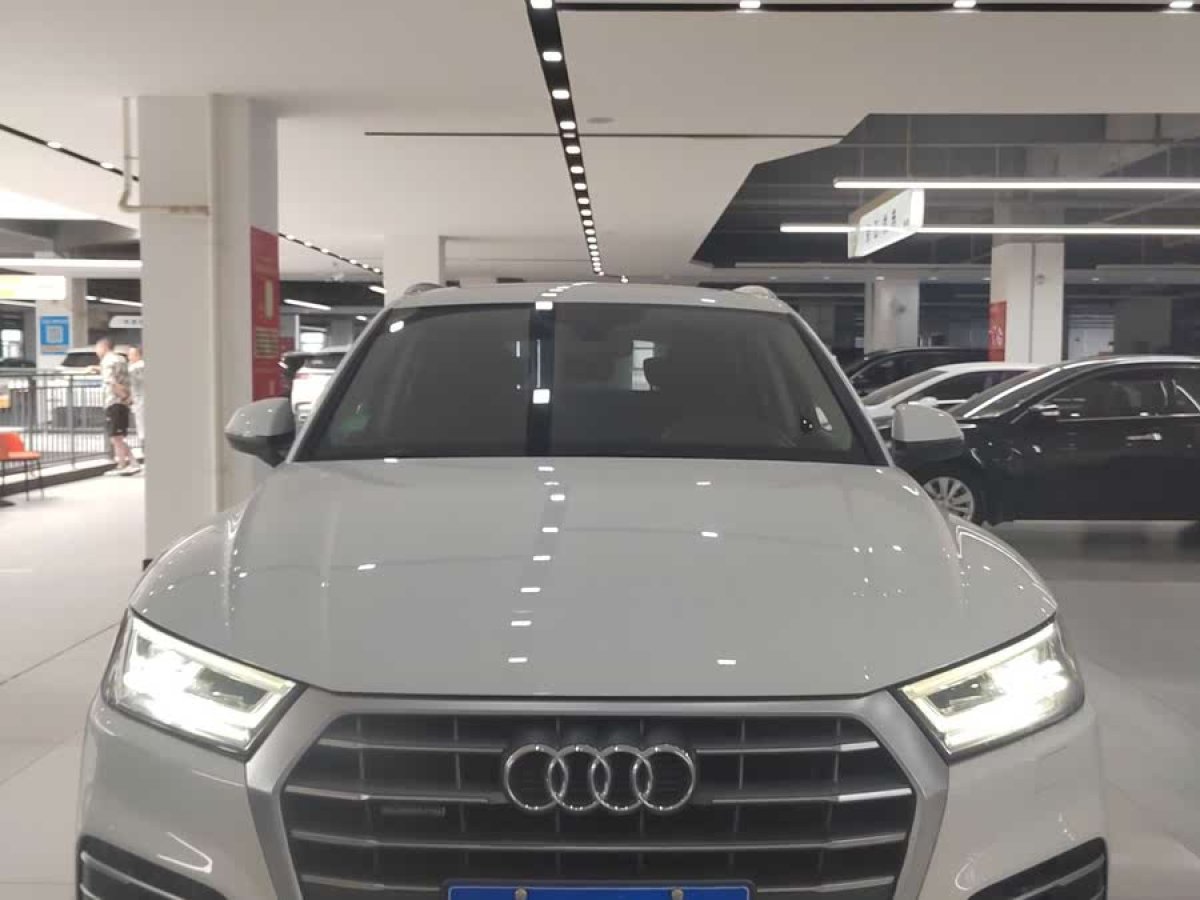 奧迪 奧迪Q5L  2018款  40 TFSI 榮享時尚型 國VI圖片