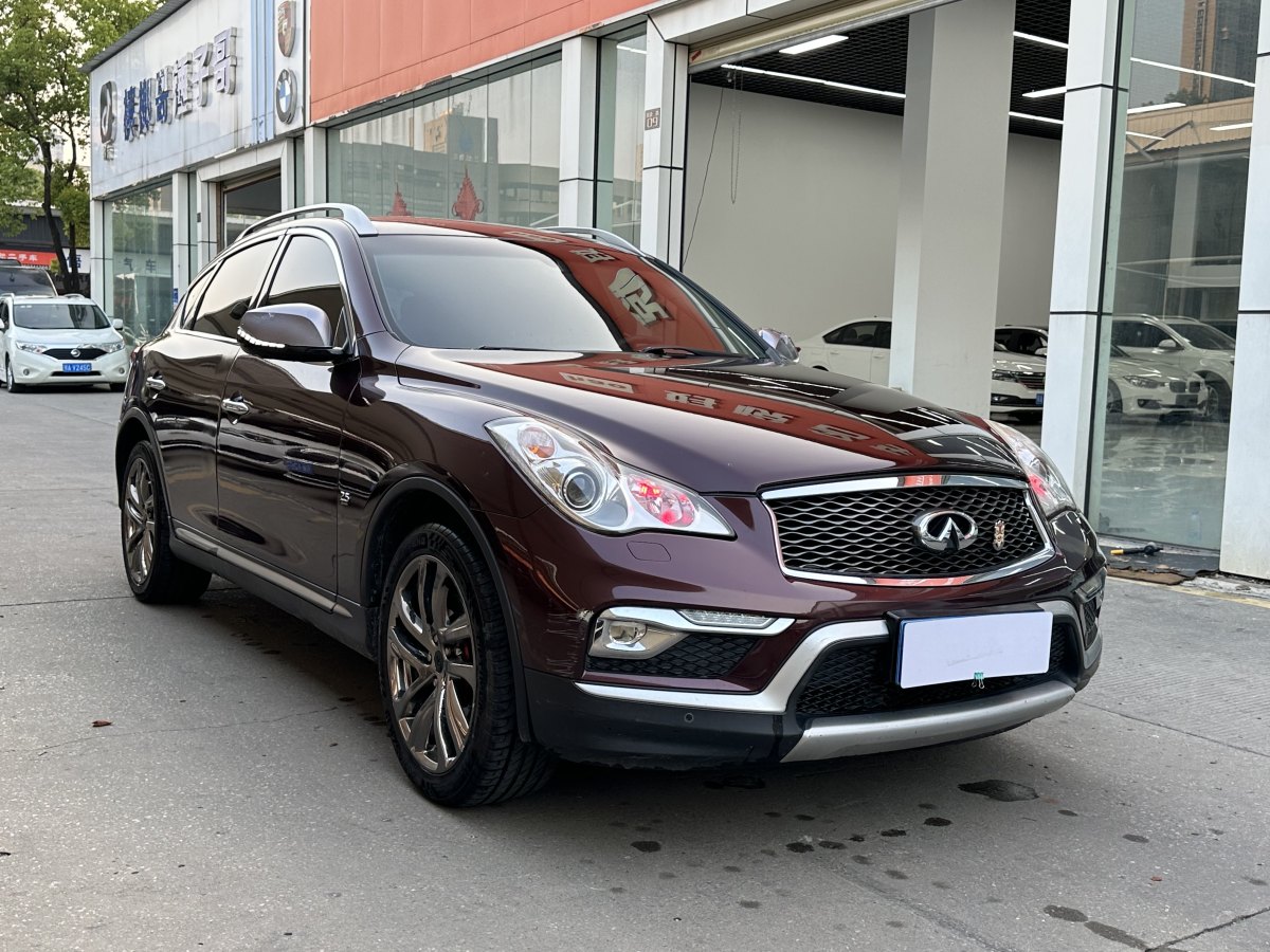 英菲尼迪 QX50  2015款 2.5L 豪華版圖片