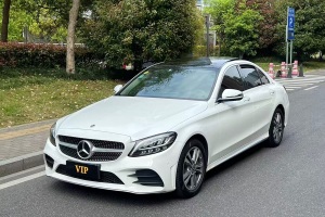 奔馳C級(jí) 奔馳 C 200 L 時(shí)尚型運(yùn)動(dòng)版