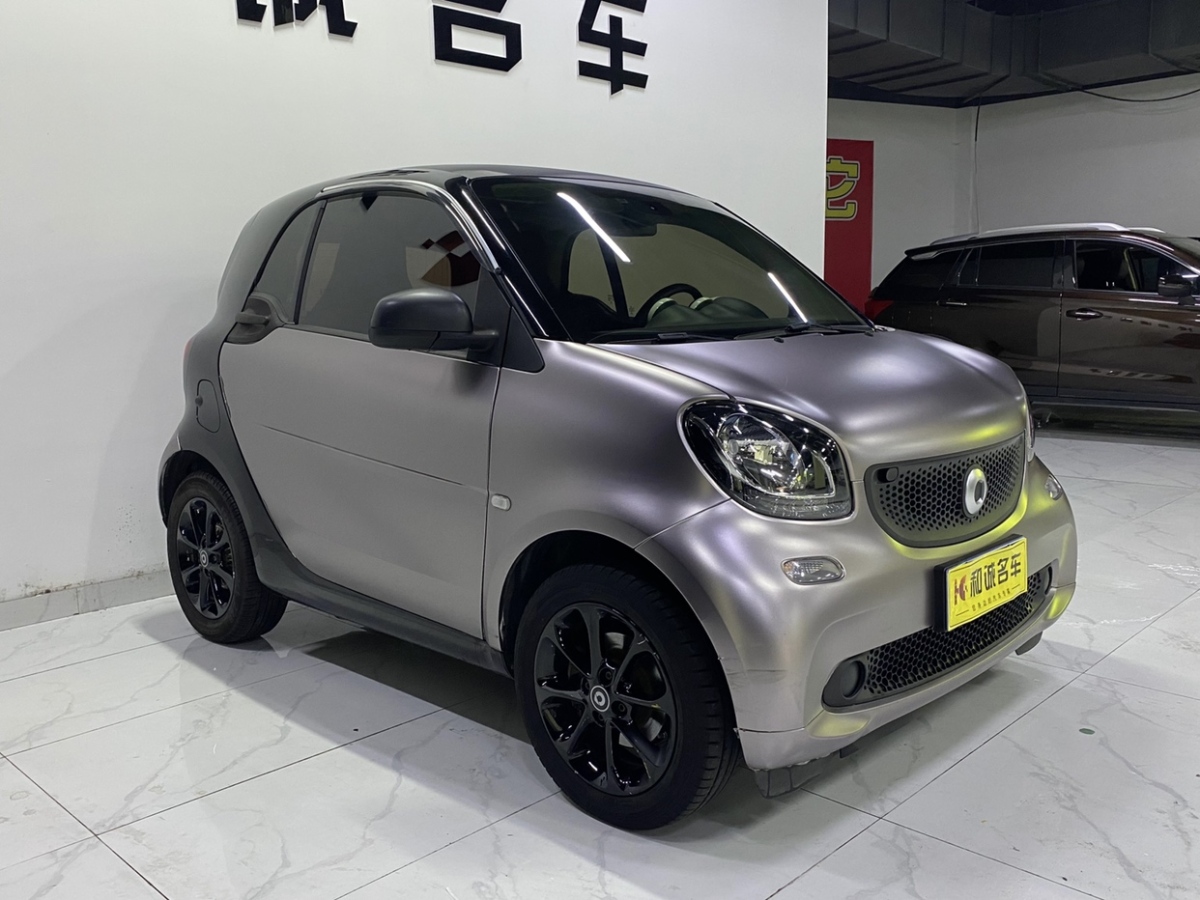 2016年12月smart fortwo  2015款 1.0L 52千瓦硬頂靈動(dòng)版