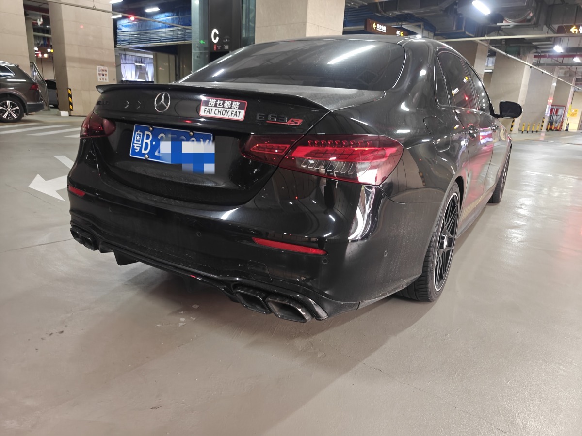 奔馳 奔馳E級(jí)  2023款 改款 E 300 L 運(yùn)動(dòng)豪華型圖片