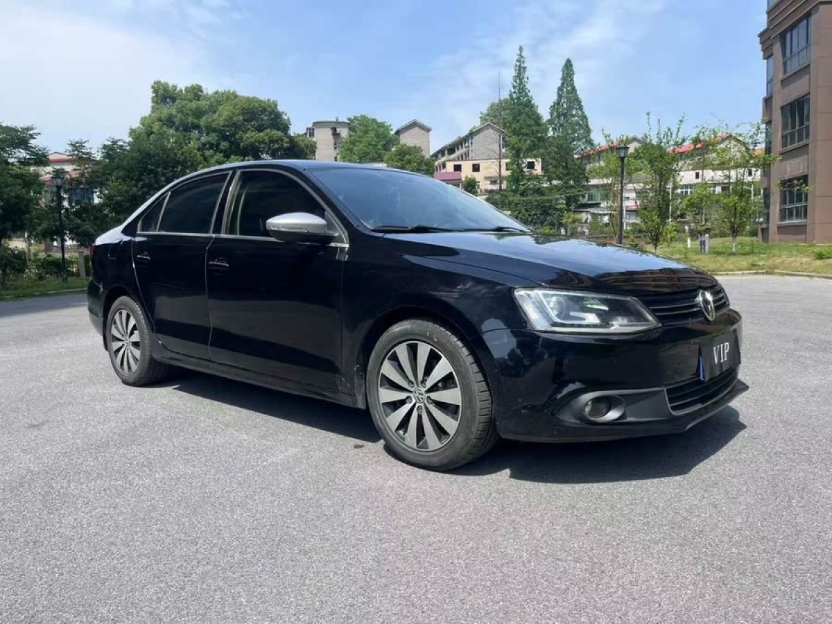 大眾 速騰  2013款 1.4TSI 藍(lán)驅(qū)版圖片