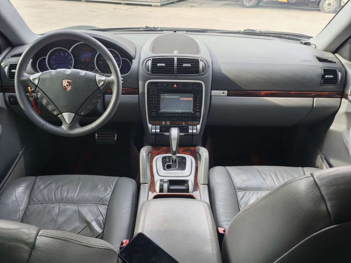 保時(shí)捷 Cayenne  2006款 Cayenne S 4.5L AT圖片