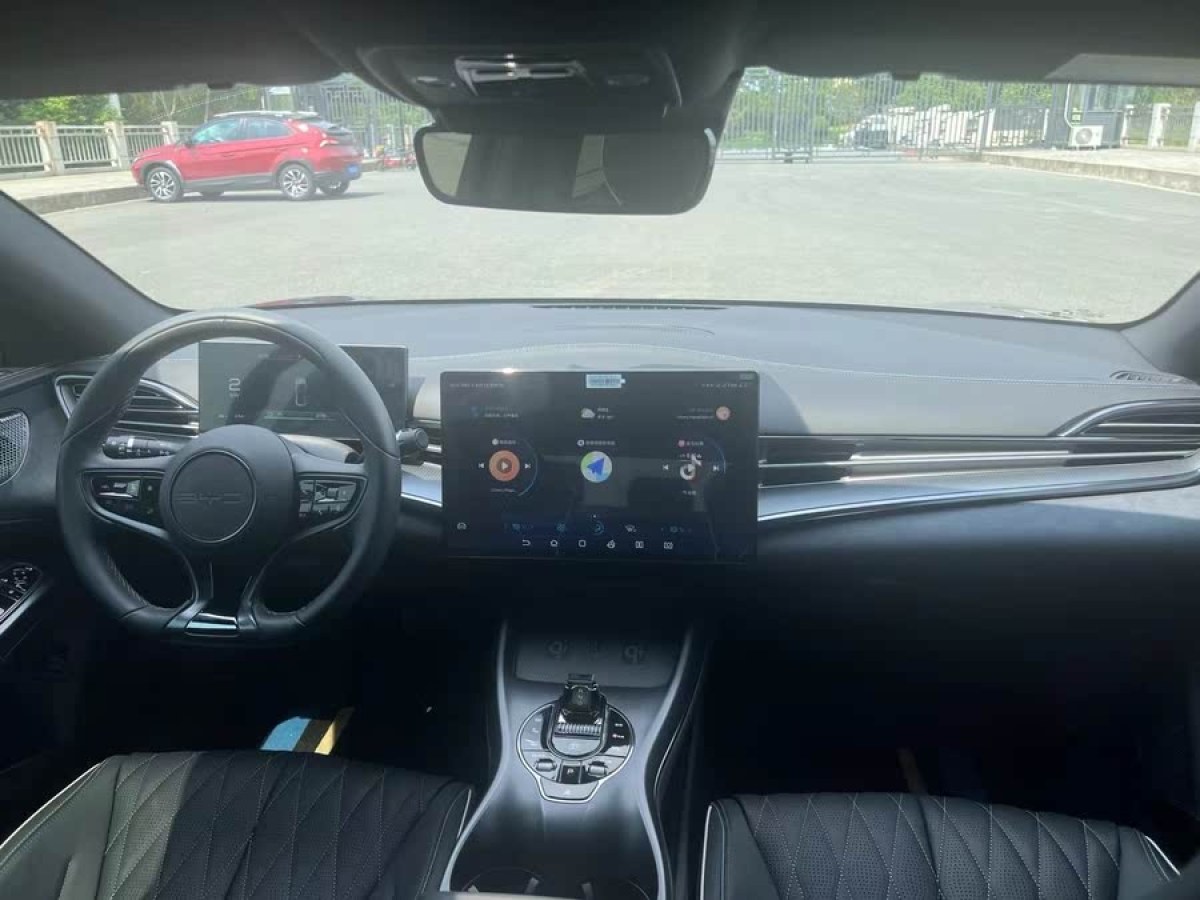 比亞迪 海豹  2024款 榮耀版 550km 尊貴型圖片
