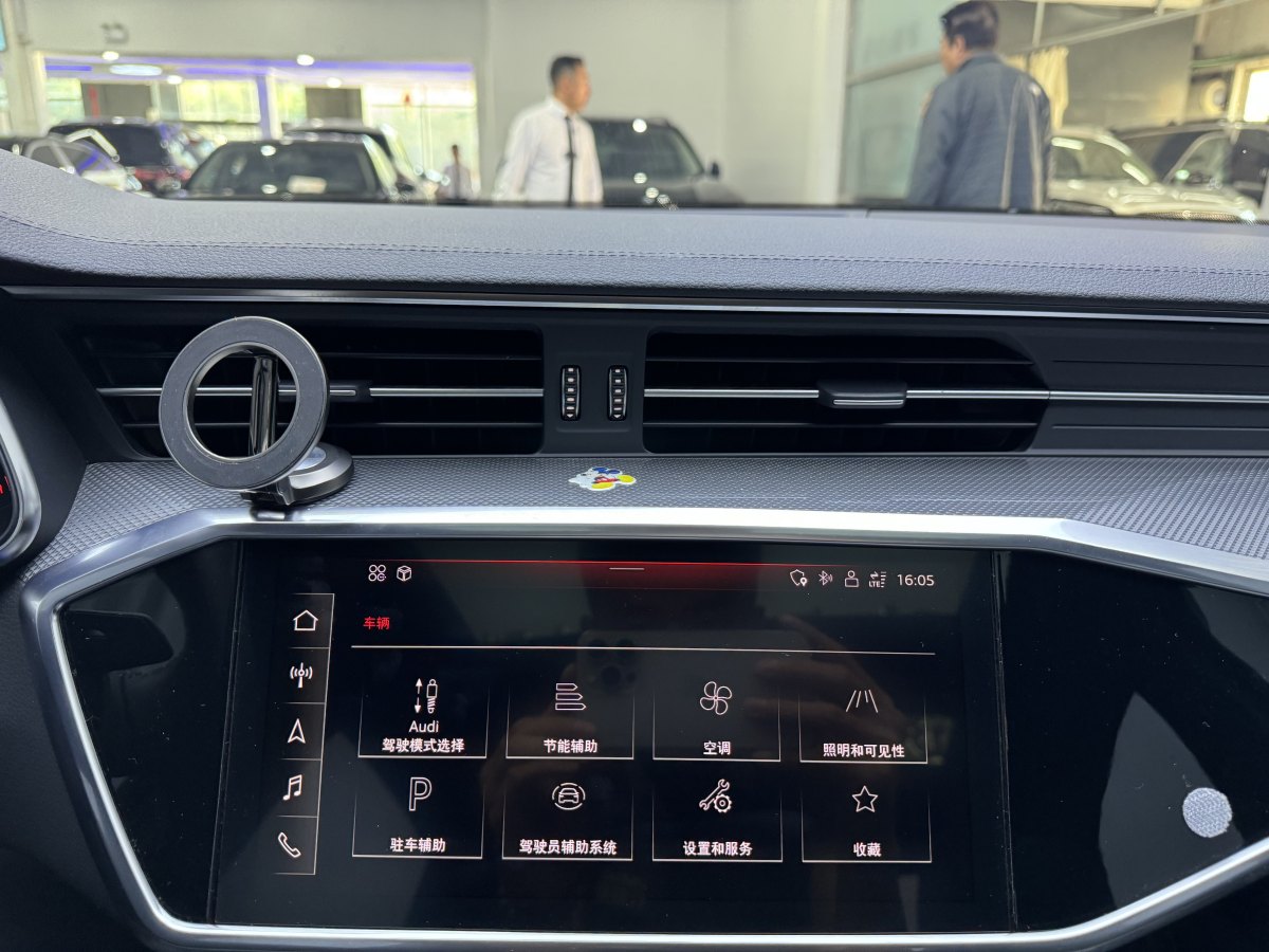 奧迪 奧迪A6L  2021款 45 TFSI quattro 臻選動(dòng)感型圖片