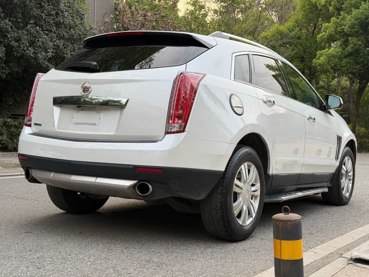 凱迪拉克 SRX  2015款 3.0L 精英型圖片