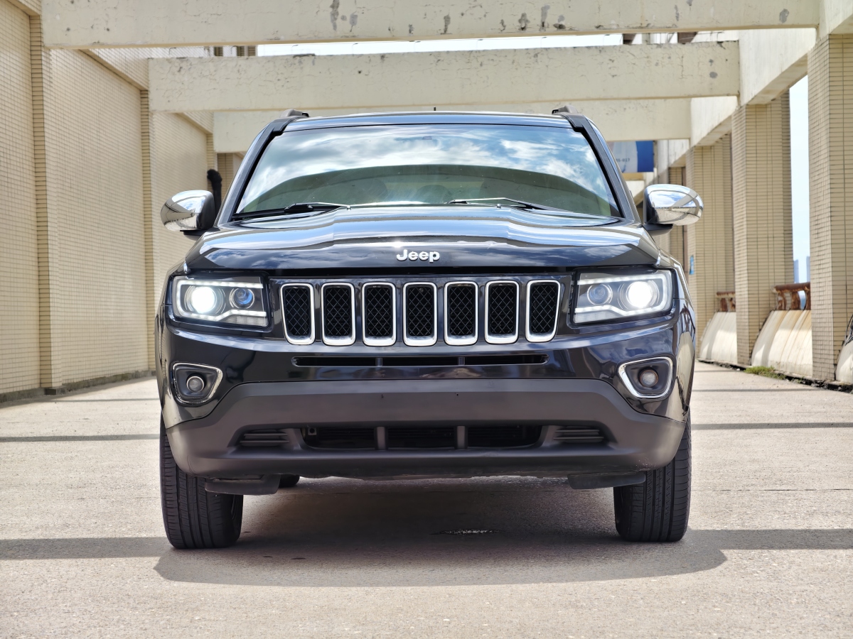 Jeep 指南者  2014款 改款 2.4L 四驅舒適版圖片