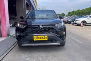 RAV4 丰田 荣放 2.0L CVT两驱风尚版