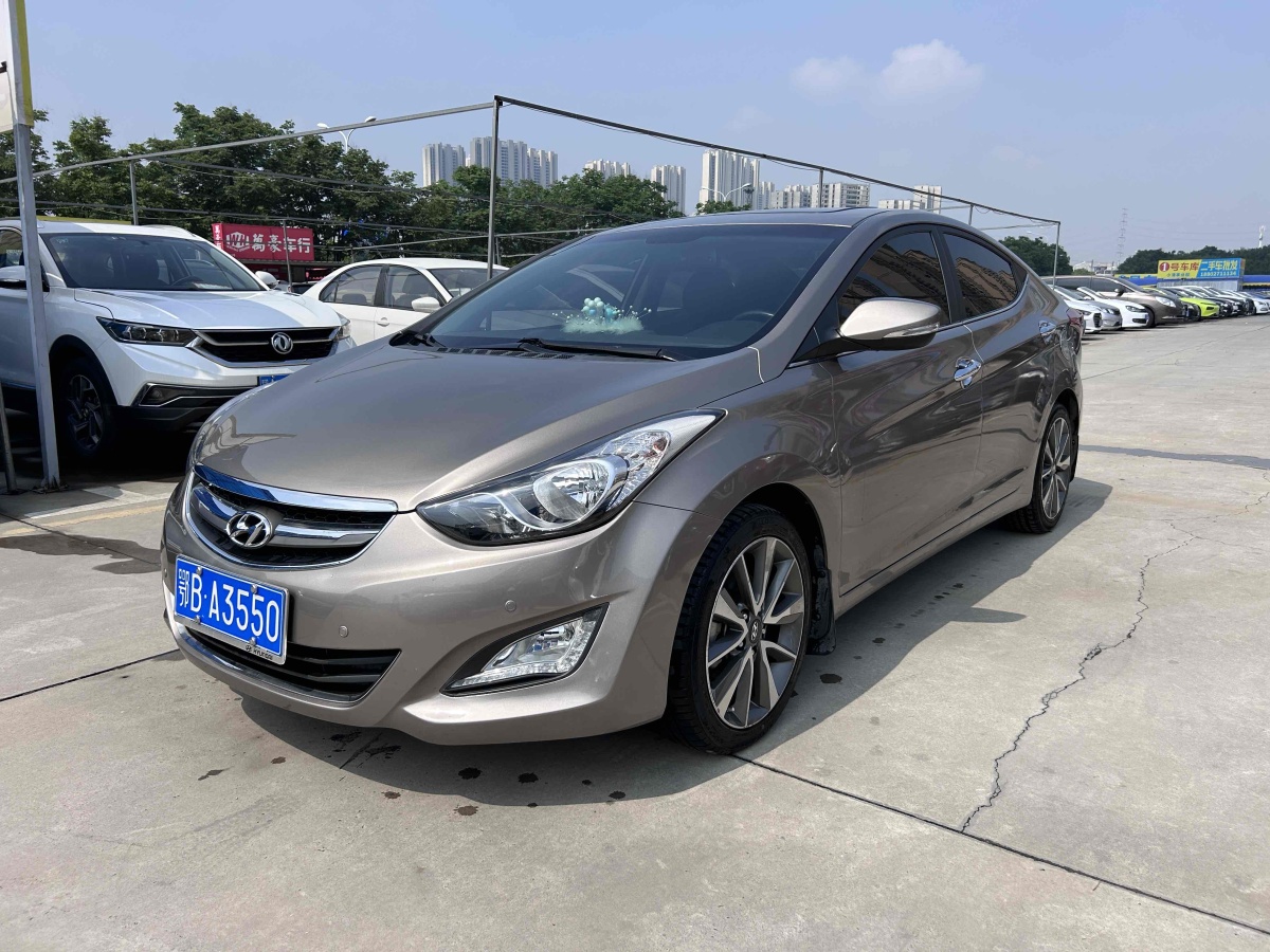 現(xiàn)代 朗動(dòng)  2013款 1.6L 自動(dòng)尊貴型圖片