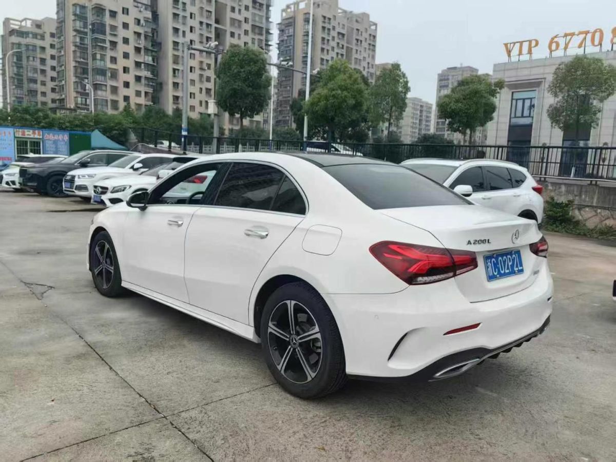奔馳 奔馳A級  2022款 A 180圖片