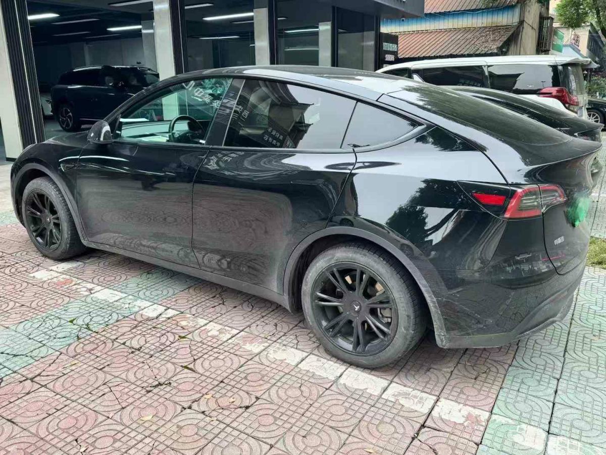 特斯拉 Model S  2023款 三電機全輪驅(qū)動 Plaid版圖片