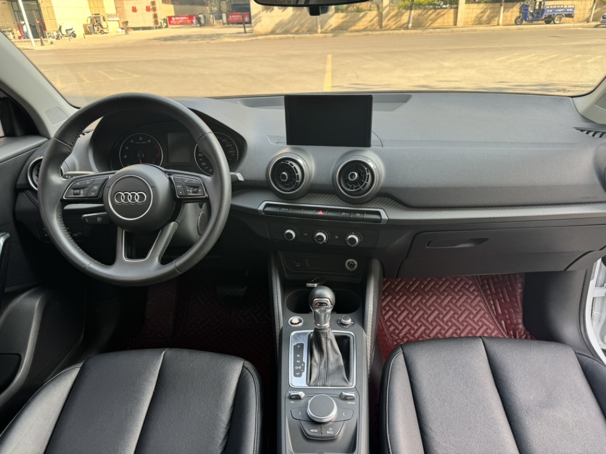 奧迪 奧迪Q2L  2018款 35TFSI 上市專享版圖片