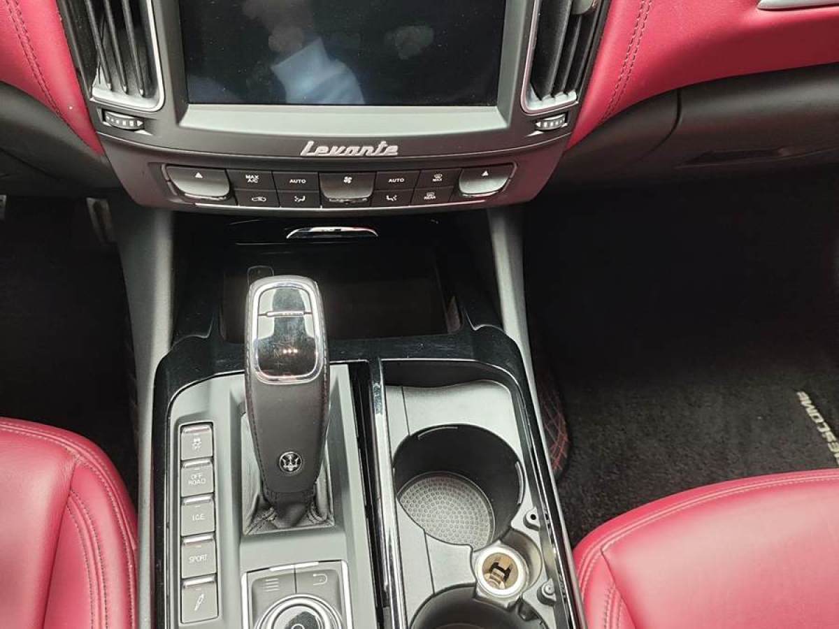 瑪莎拉蒂 Levante  2019款 3.0T 350Hp 標準版 國VI圖片