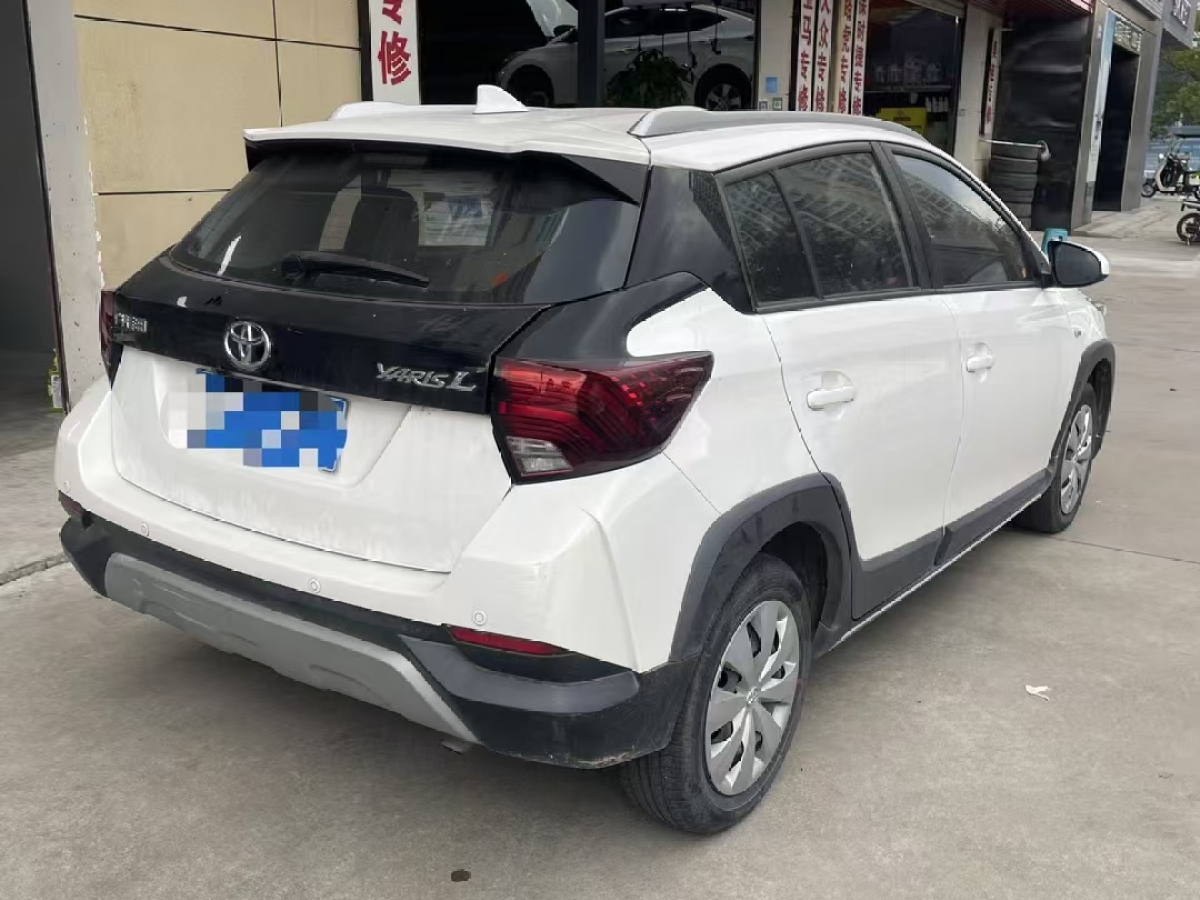 豐田 YARiS L 致炫 圖片