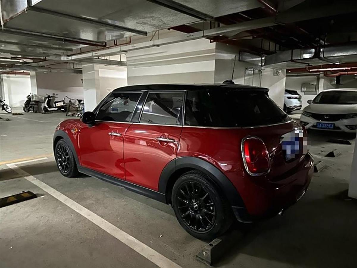 MINI MINI  2017款 1.5T COOPER 冰藍(lán)色限量版 五門(mén)版圖片