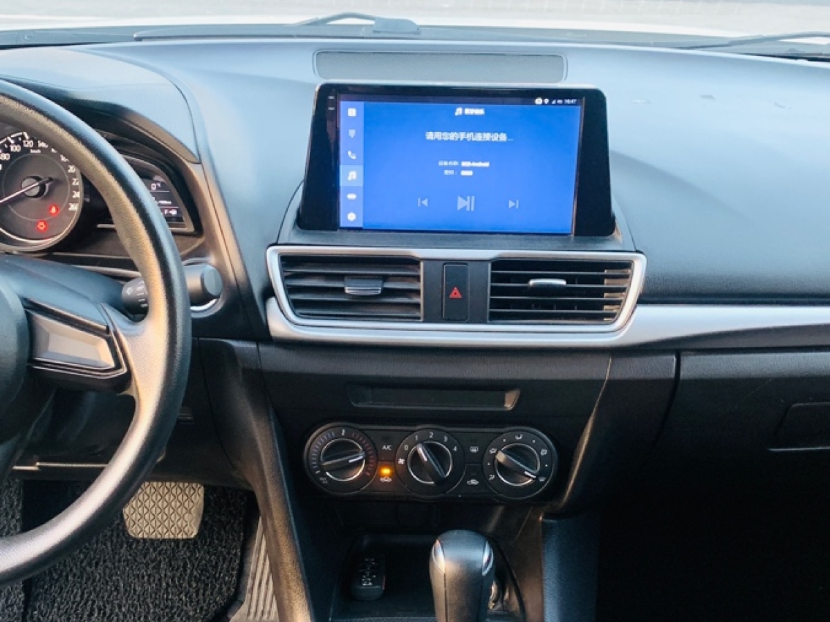 马自达 马自达3 Axela昂克赛拉  2019款  云控版 三厢 1.5L 自动舒适型 国V图片