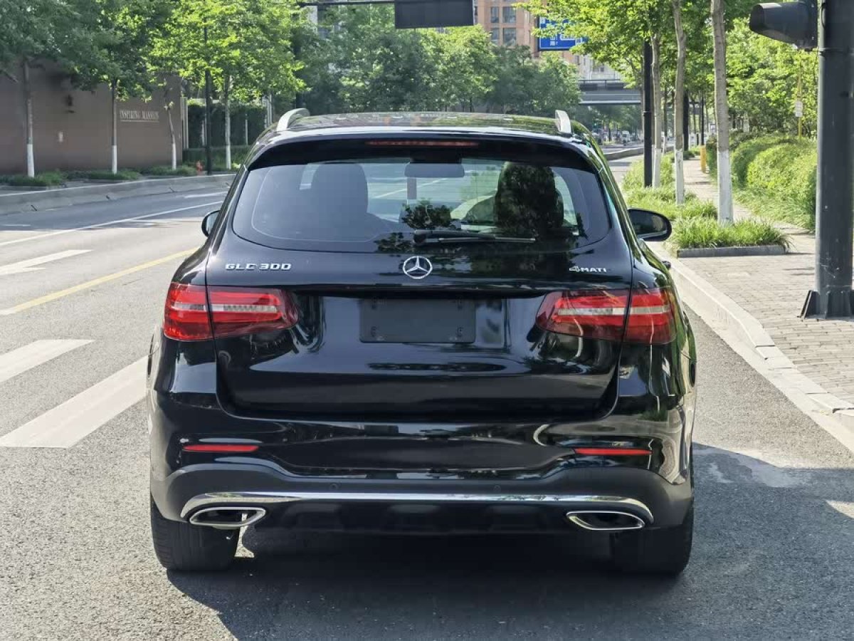 奔馳 奔馳GLC  2018款 改款 GLC 300 4MATIC 動感型圖片