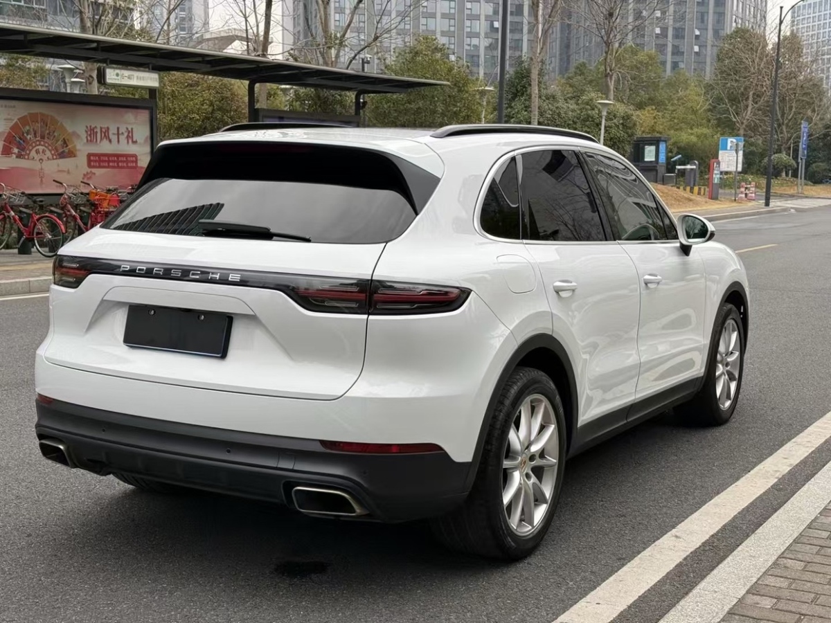 保時(shí)捷 Cayenne  2019款 Cayenne 3.0T圖片