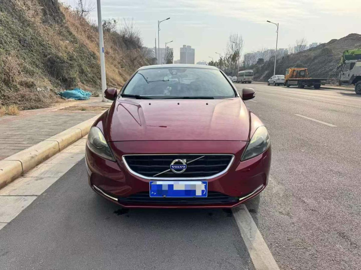 沃爾沃 V40  2015款 1.6T 智尚版圖片