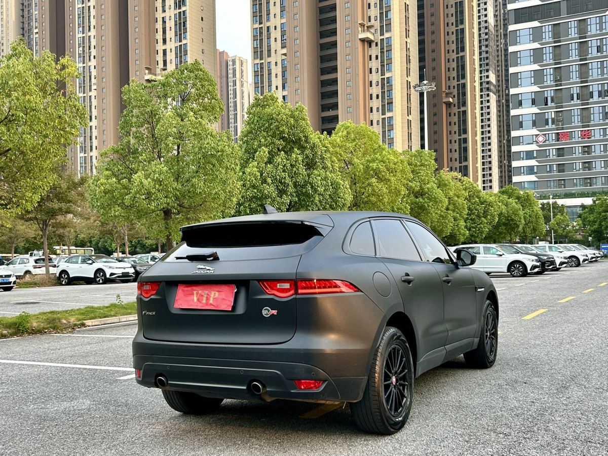 捷豹 F-PACE  2016款 3.0 SC 四驅(qū)R-Sport運(yùn)動(dòng)版圖片