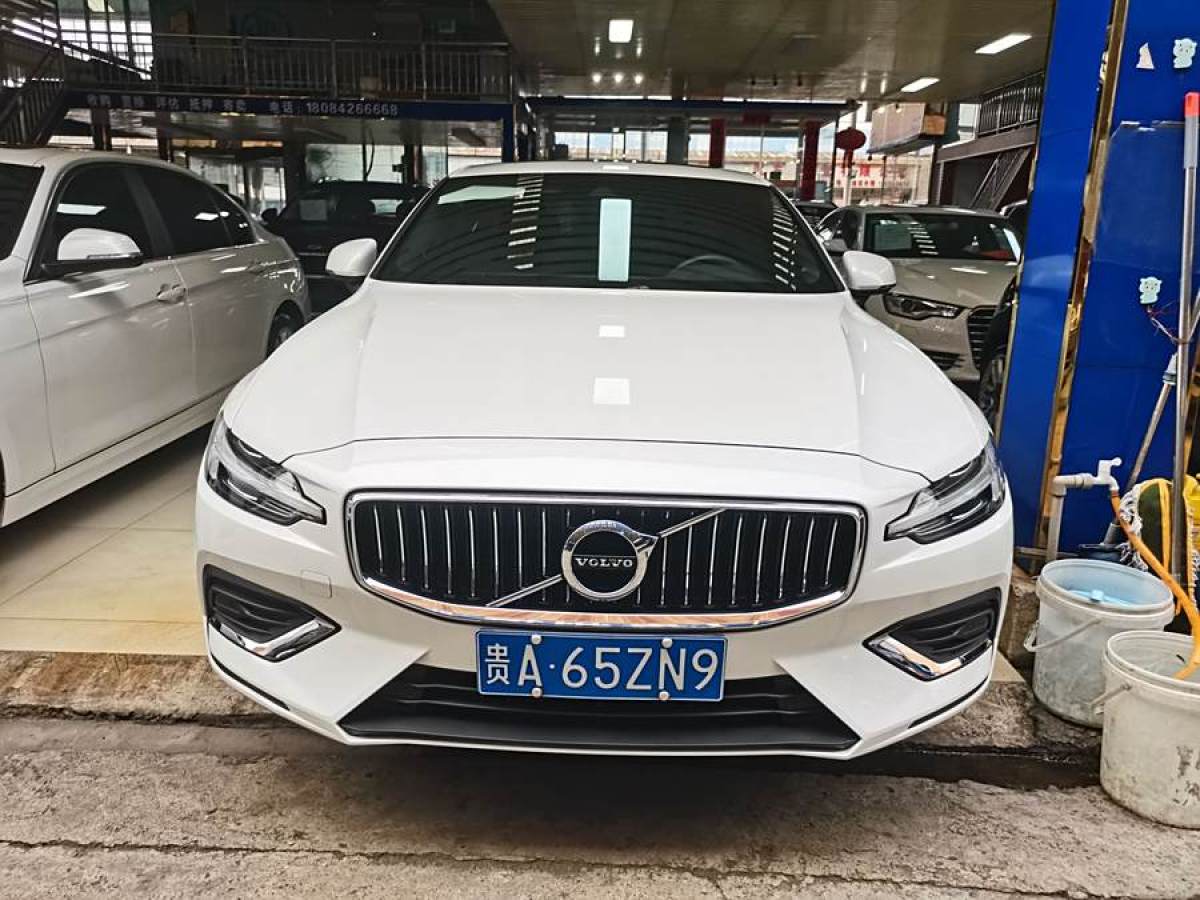 沃爾沃 S60L  2022款 B4 智遠(yuǎn)豪華版圖片