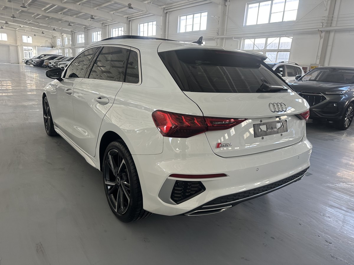 奧迪 奧迪A3  2022款 Sportback 35 TFSI 時(shí)尚運(yùn)動(dòng)型圖片