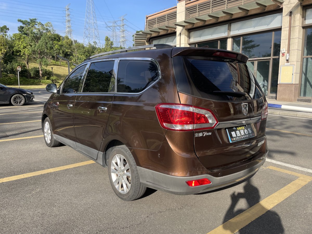 寶駿 730  2014款 1.5L 手動舒適型 7座圖片