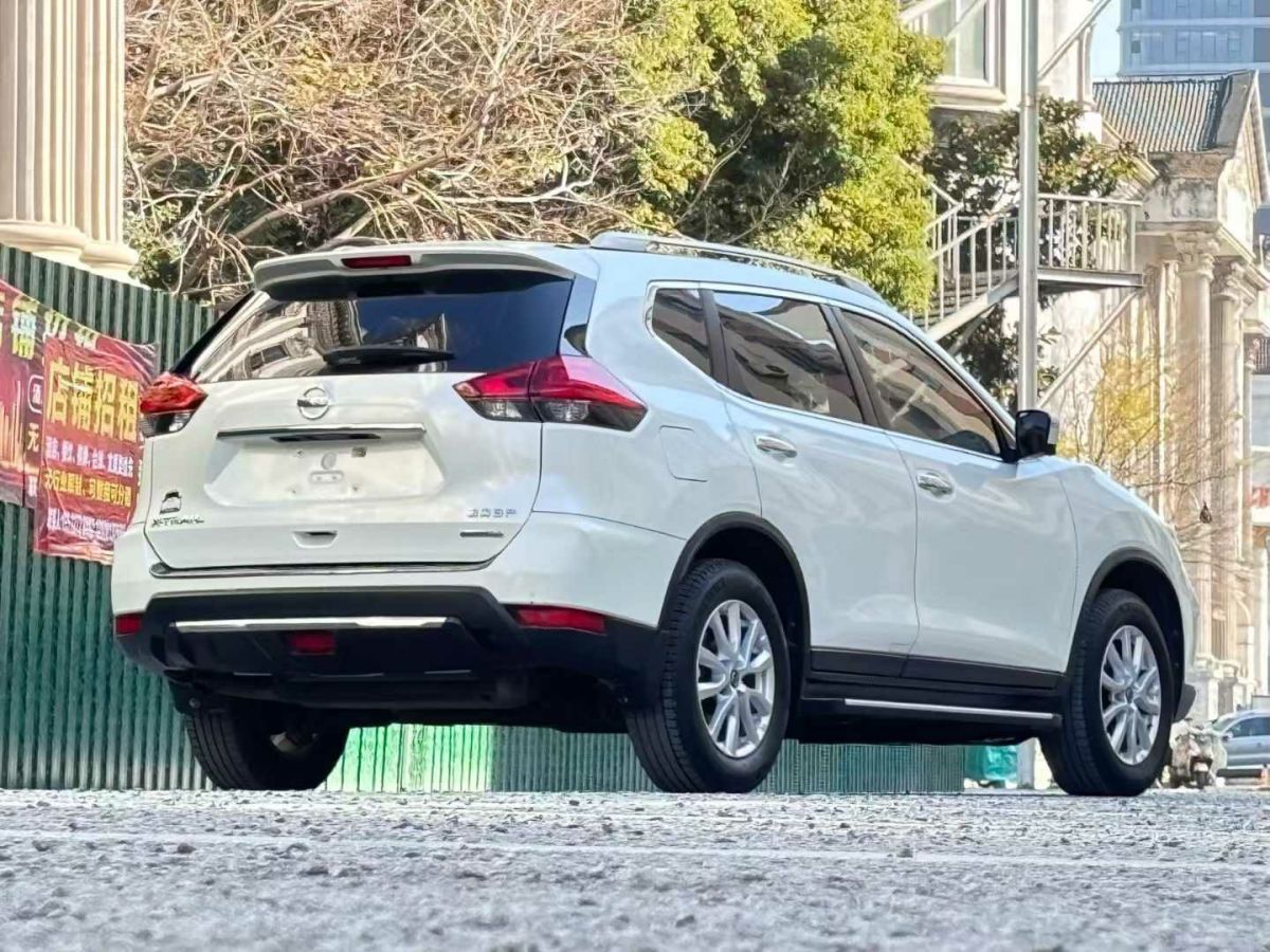 日產(chǎn) 奇駿  2019款 2.0L CVT七座舒適版 2WD圖片