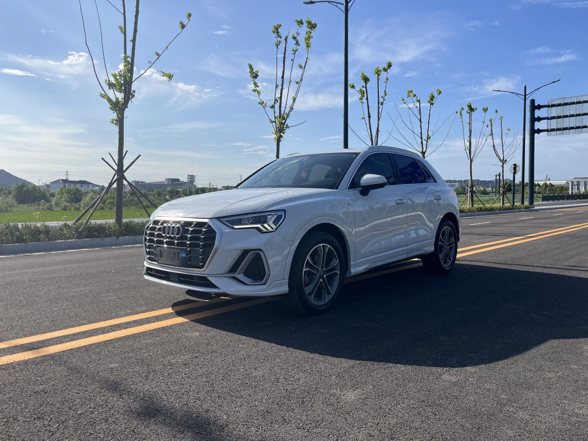 奧迪 奧迪Q3  2023款 40 TFSI 時尚動感型圖片