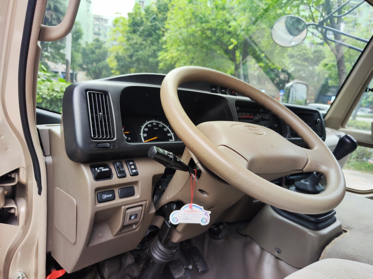 丰田 柯斯达  2015款 4.0L豪华车GRB53L-ZCMEK 20座图片