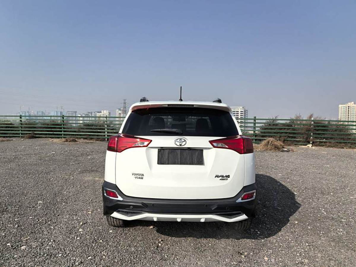 豐田 RAV4榮放  2013款 2.0L CVT四驅(qū)新銳版圖片