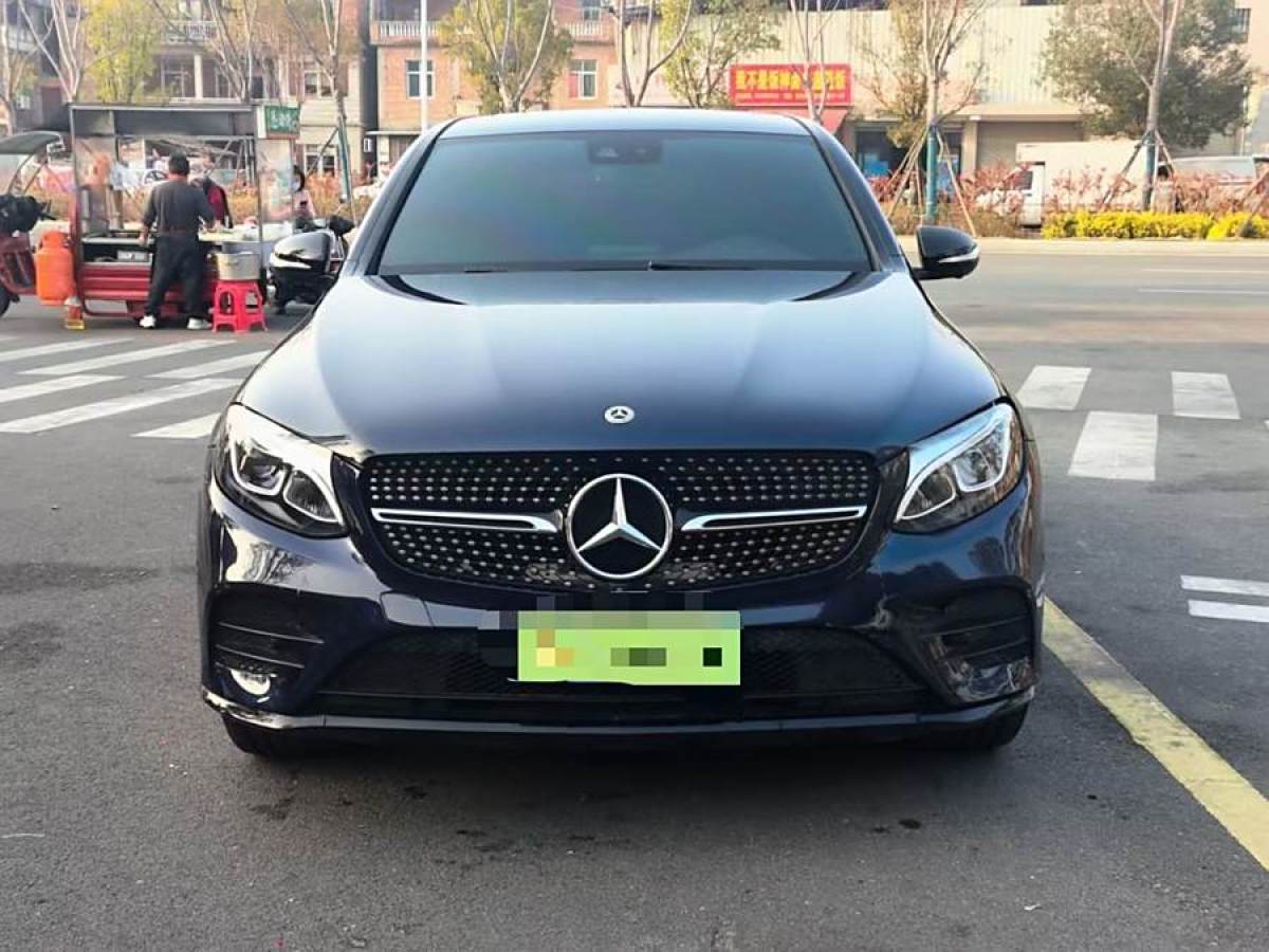 奔馳 奔馳GLC  2022款 改款 GLC 260 4MATIC 轎跑SUV圖片