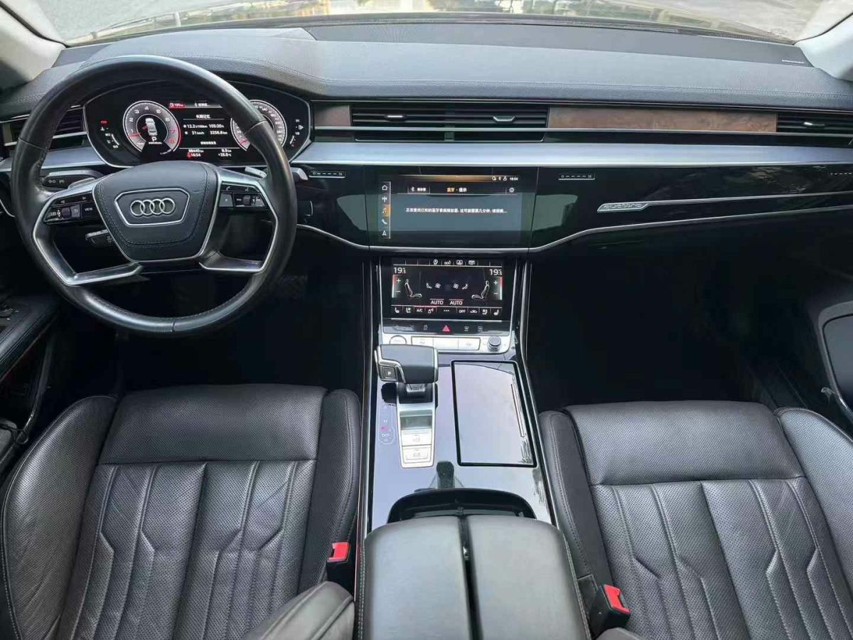 奧迪 奧迪S8  2020款 S8L 4.0TFSI quattro圖片