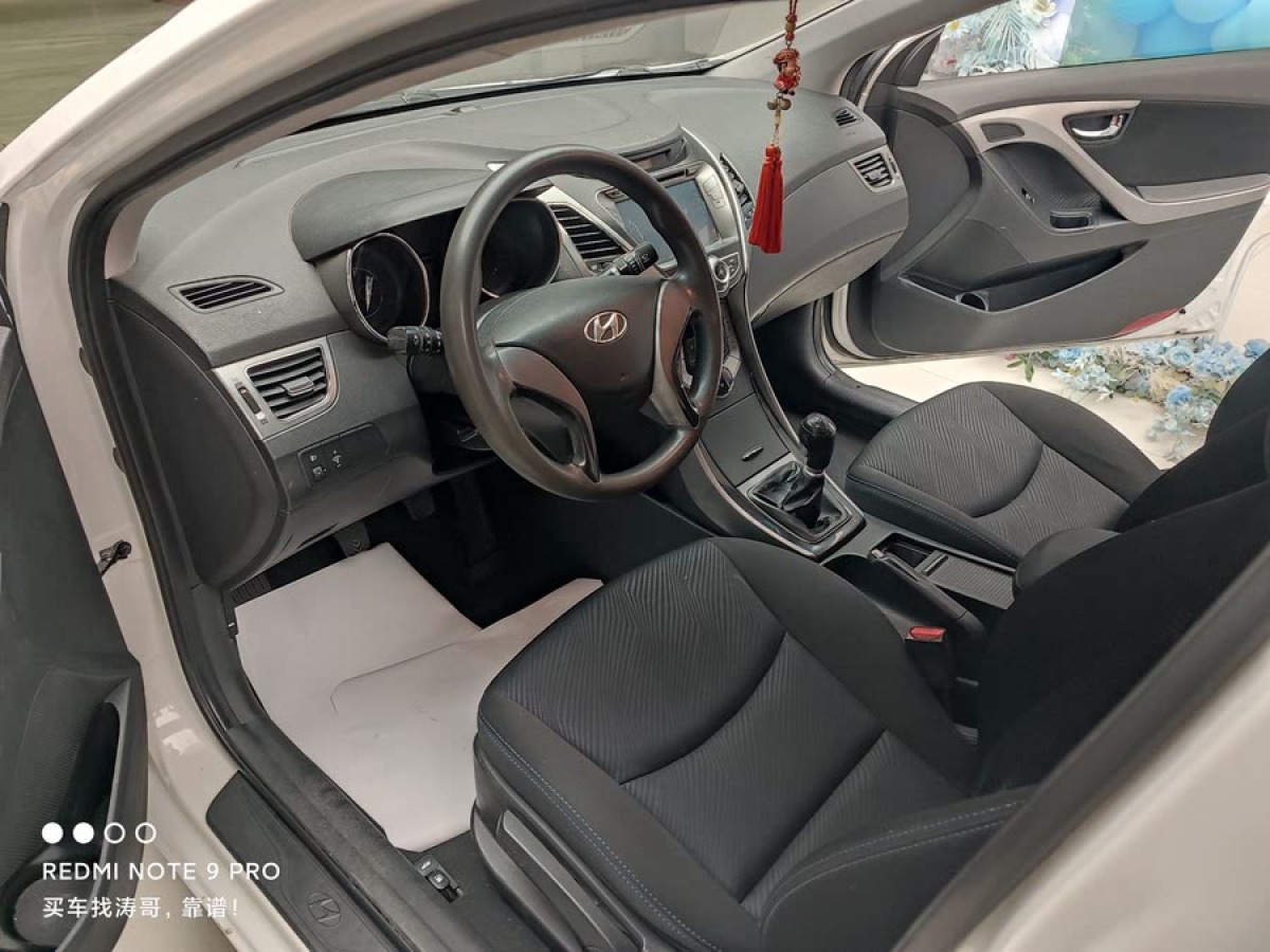 現(xiàn)代 朗動(dòng)  2012款 1.6L 手動(dòng)領(lǐng)先型圖片