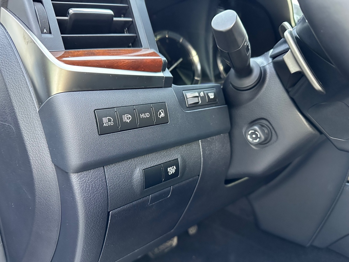 Lexus LX2017 Model 570 Deluxe Edition图片