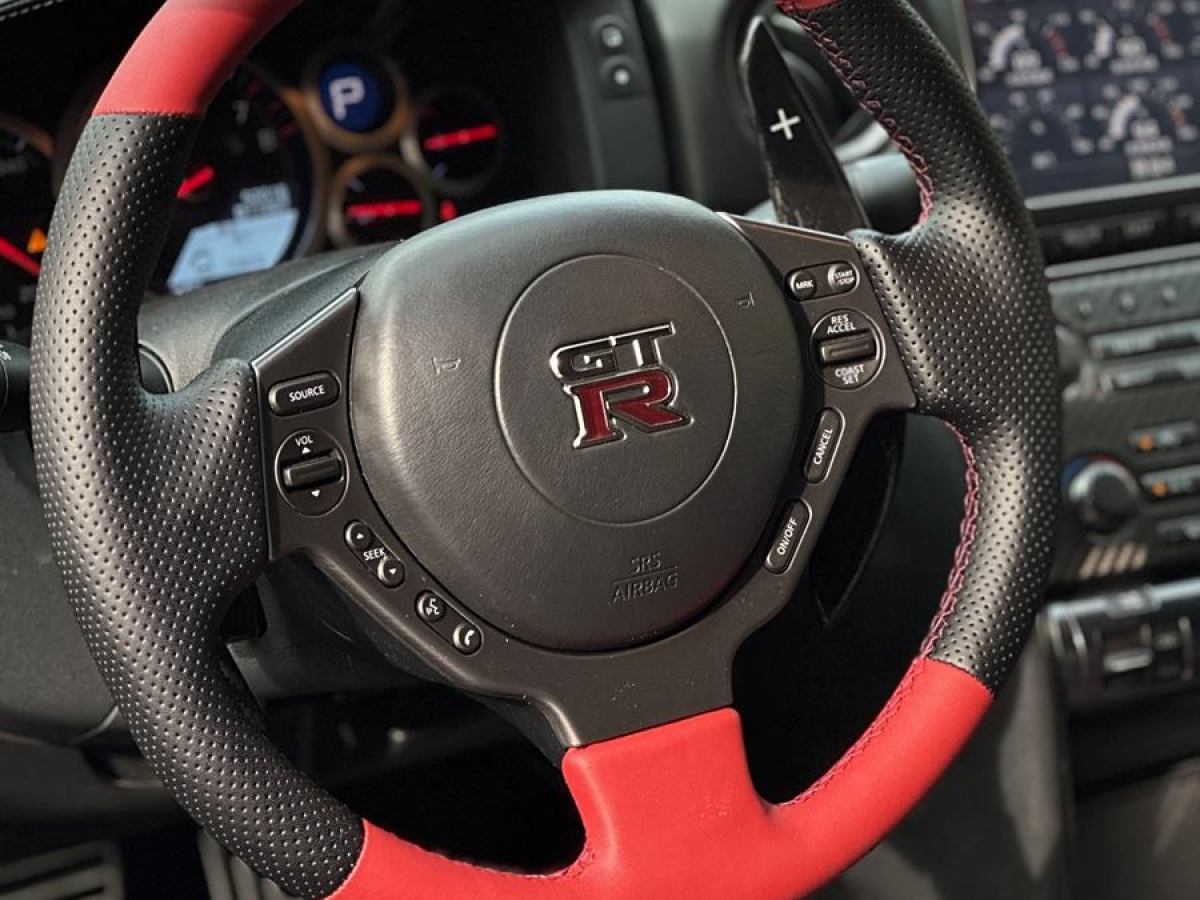 2015年5月日產(chǎn) GT-R  2015款 3.8T 特別版