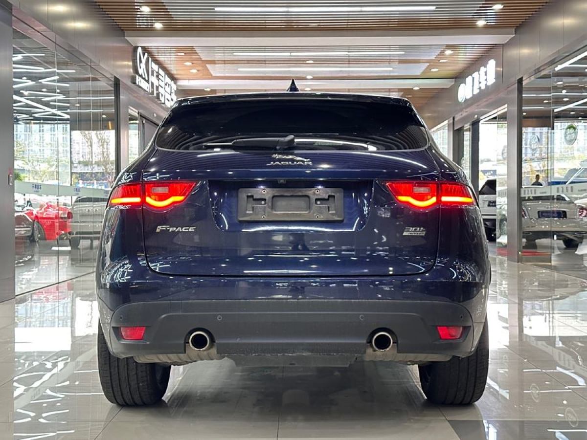 2019年4月捷豹 F-PACE  2019款 2.0T 四驅(qū)R-Sport運(yùn)動(dòng)版