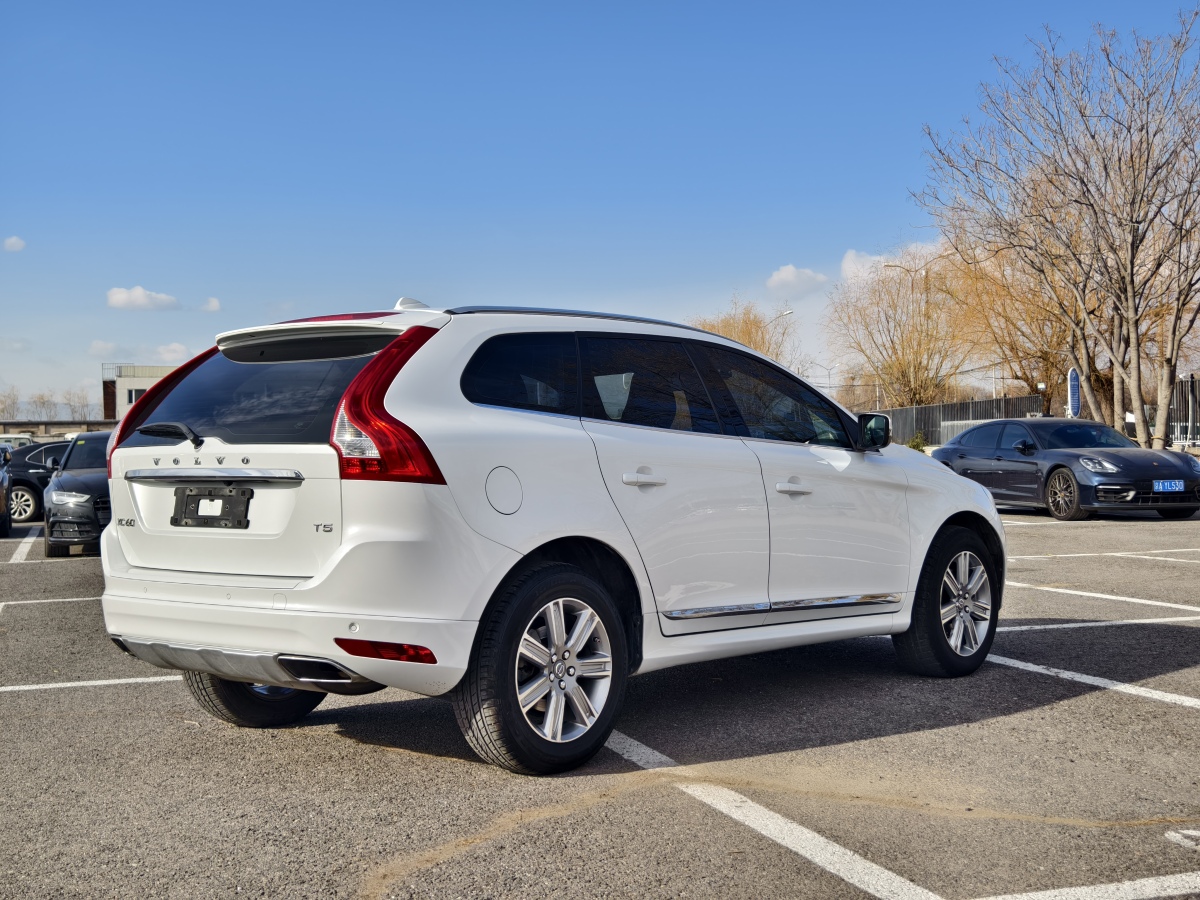 沃爾沃 XC60  2017款 T5 AWD 智遠版圖片