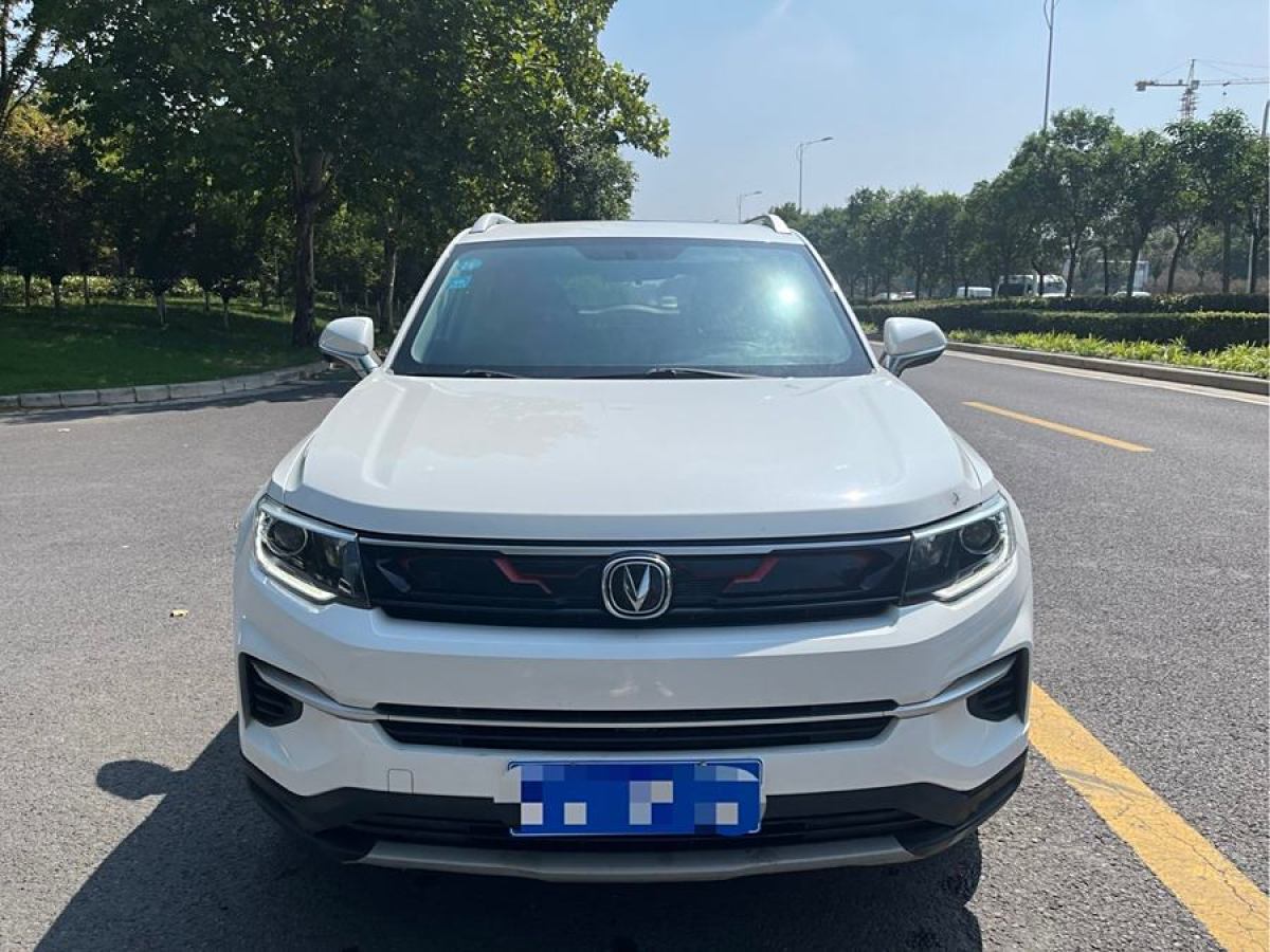 2019年8月長(zhǎng)安 CS35 PLUS  2019款 1.4T 自動(dòng)酷聯(lián)藍(lán)鯨版