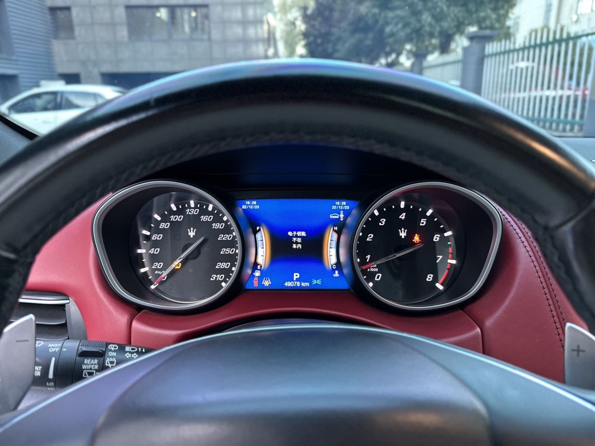 瑪莎拉蒂 Levante  2018款 3.0T 350Hp 標(biāo)準(zhǔn)版圖片