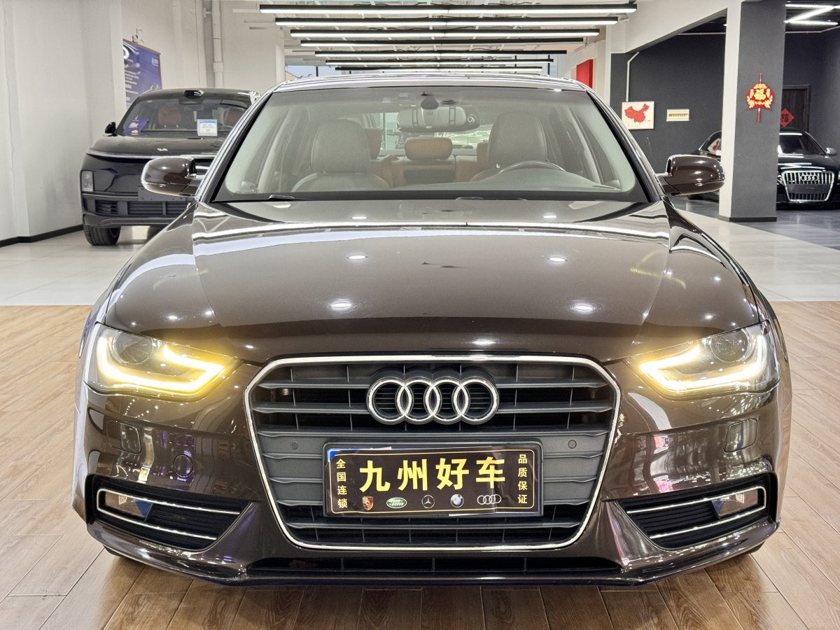 奧迪 奧迪A4L  2015款 35 TFSI 自動標(biāo)準(zhǔn)型圖片