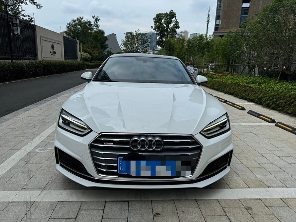 奧迪 奧迪A5  2019款 Sportback 40 TFSI 時(shí)尚型圖片