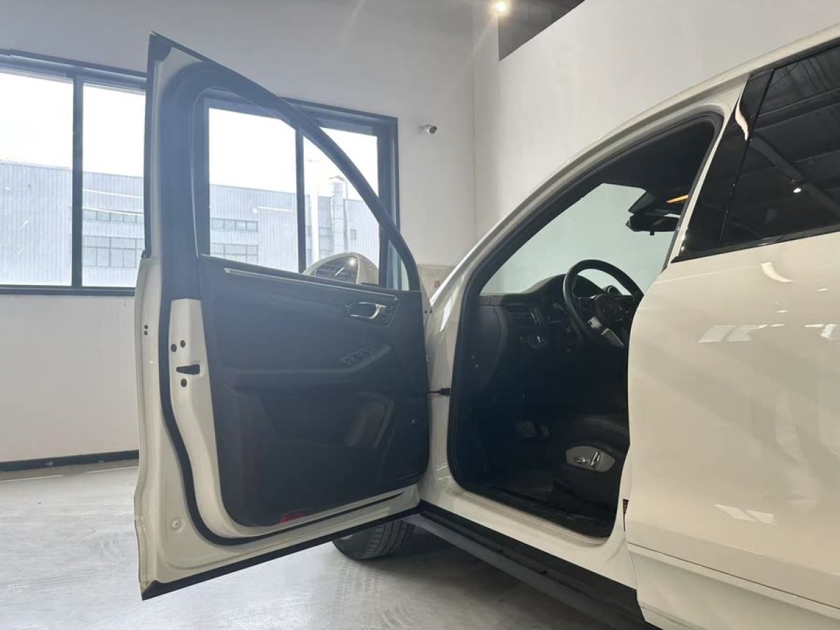 保時(shí)捷 Macan  2018款 Macan 2.0T圖片