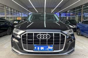 奧迪Q7 奧迪 55 TFSI quattro S line運動型