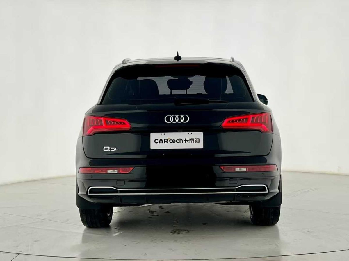 奧迪 Sport 奧迪RS Q8  2021款 RS Q8 4.0T圖片