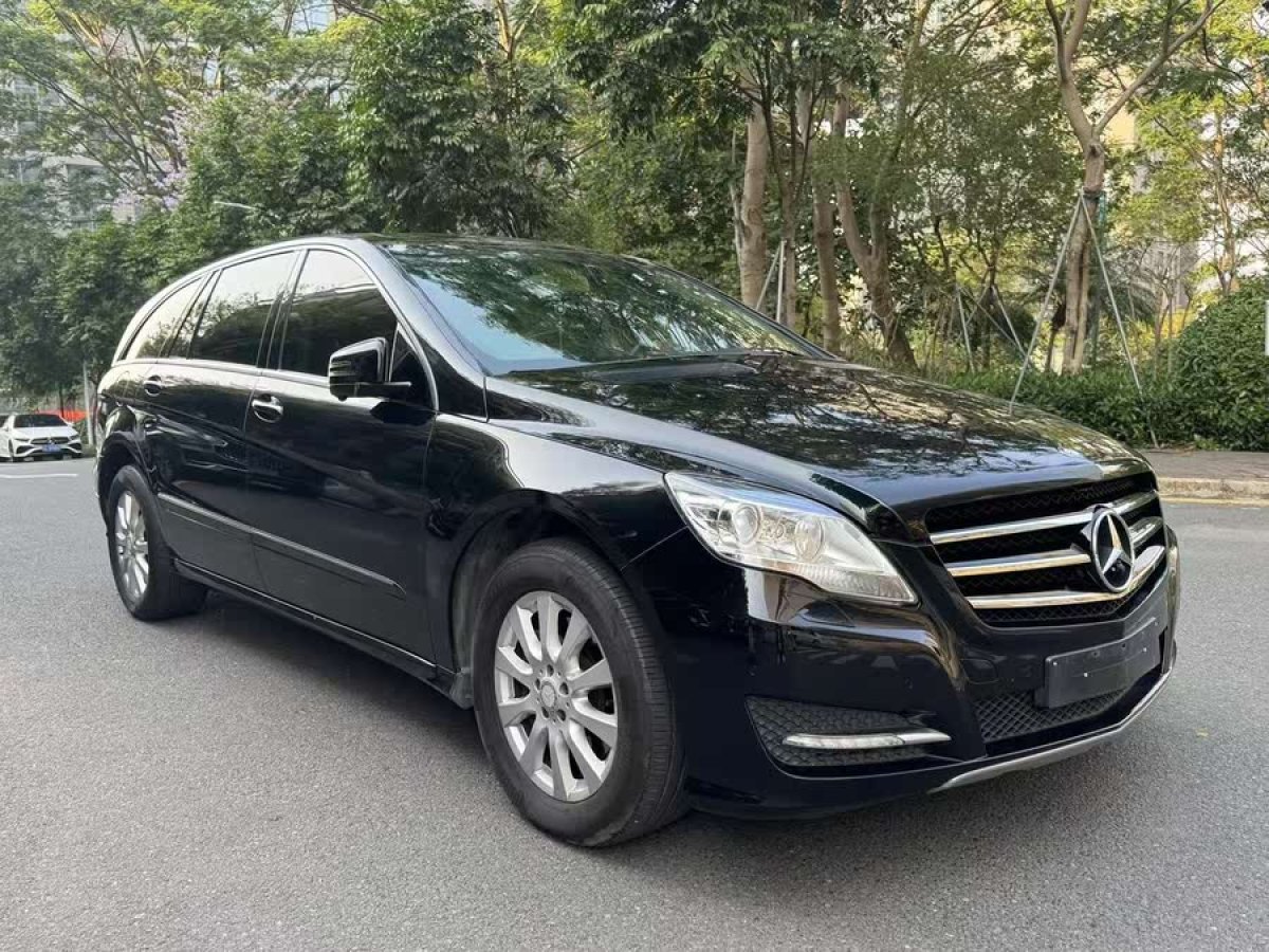 奔馳 奔馳R級(jí)  2011款 R 350 L 4MATIC圖片